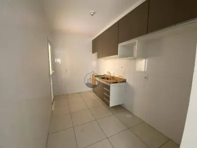 Casa com 2 Quartos para alugar, 42m² no Vila Nilo, São Paulo