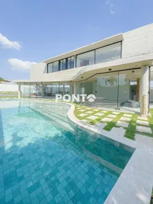 Sobrado com 4 Quartos à venda, 388m² no Jacuhy, Serra