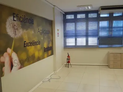 Sala Comercial à venda, 498m² no Centro Histórico, Porto Alegre