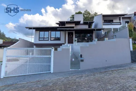 Casa com 4 Quartos à venda, 265m² no Velha, Blumenau