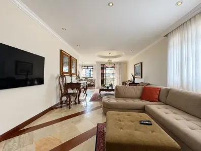 Apartamento com 3 Quartos à venda, 220m² no Centro, Florianópolis