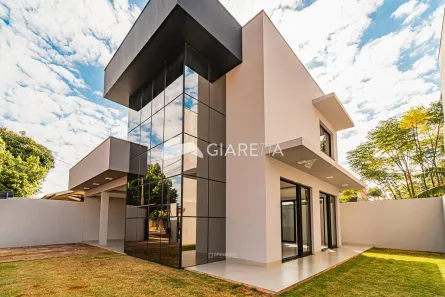 Sobrado com 2 Quartos à venda, 163m² no Jardim Gisela, Toledo