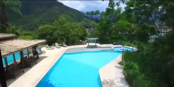 Casa de Condomínio com 6 Quartos para alugar, 1310m² no Itaipava, Petrópolis