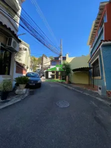 Casa com 5 Quartos à venda, 210m² no Vila Valqueire, Rio de Janeiro