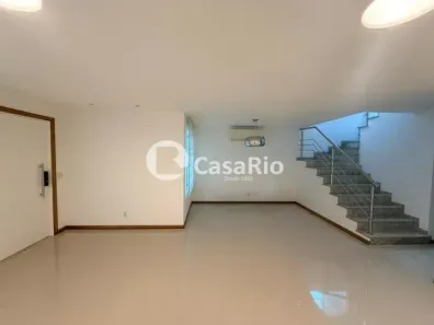 Casa de Condomínio com 4 Quartos para alugar, 177m² no Anil, Rio de Janeiro