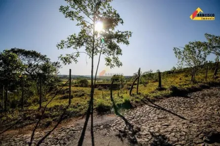 Lote/Terreno à venda, 90m² no Área Rural de Divinópolis, Divinópolis