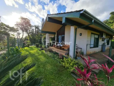 Casa com 6 Quartos à venda, 329m² no Vila Nova, Novo Hamburgo