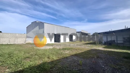 Galpão/Depósito/Armazém para alugar, 571m² no Jardim Jaqueira, Caraguatatuba