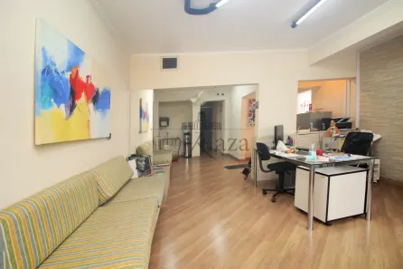 Casa com 4 Quartos à venda, 200m² no Vila Nova Conceição, São Paulo