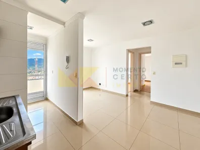 Apartamento com 2 Quartos para alugar, 54m² no Água Verde, Blumenau
