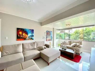 Apartamento com 3 Quartos à venda, 123m² no Vila Ipiranga, Porto Alegre