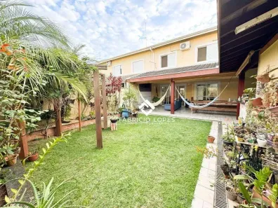 Casa de Condomínio com 4 Quartos à venda, 180m² no Loteamento Villa Branca, Jacareí