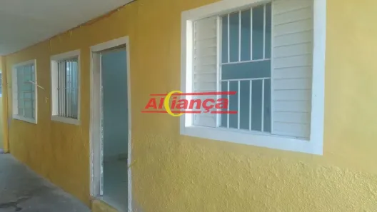 Casa com 1 Quarto para alugar, 60m² no Parque Marabá, Guarulhos