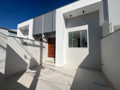Casa com 2 Quartos à venda, 75m² no Lagoa, Macaé