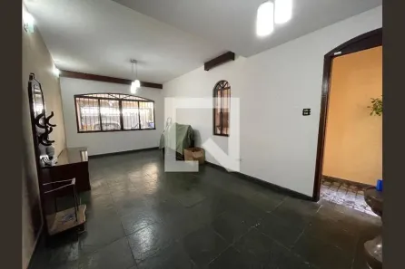 Casa com 3 Quartos à venda, 200m² no Jardim Peri Peri, São Paulo