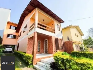 Casa com 3 Quartos para alugar, 219m² no Cavalhada, Porto Alegre
