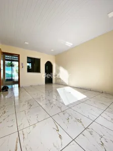 Casa com 2 Quartos para alugar, 180m² no Ouro Preto, Belo Horizonte
