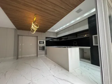 Casa de Condomínio com 3 Quartos à venda, 170m² no Chácaras Alto da Glória, Goiânia
