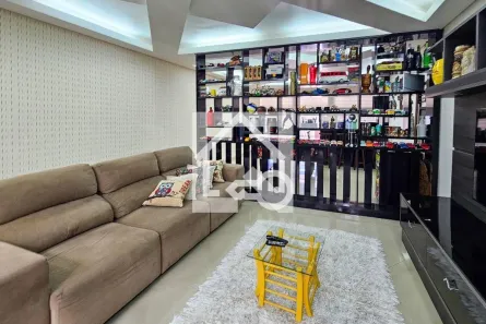 Casa com 3 Quartos à venda, 347m² no Campestre, Santo André