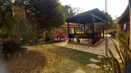 Fazenda/Sítio com 2 Quartos à venda, 200m² no Parque Ipiranga, Betim