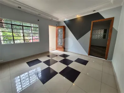 Casa com 2 Quartos à venda, 300m² no Jardim Pinheiros, São Paulo
