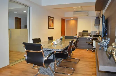Sala Comercial com 1 Quarto à venda, 126m² no Passo da Areia, Porto Alegre