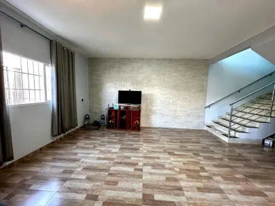 Sobrado com 6 Quartos à venda, 319m² no Goiânia 2, Goiânia