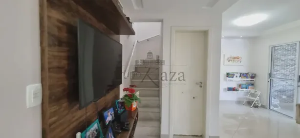 Casa de Condomínio com 3 Quartos à venda, 102m² no Loteamento Villa Branca, Jacareí