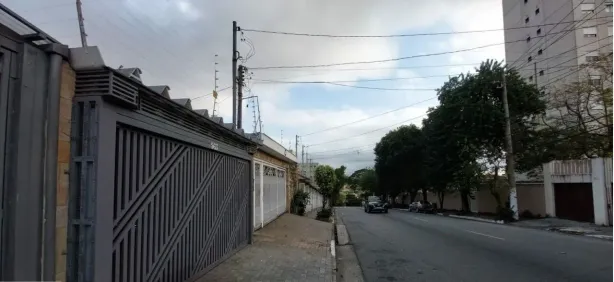 Sobrado com 3 Quartos para venda ou aluguel, 200m² no Vila Alexandria, São Paulo