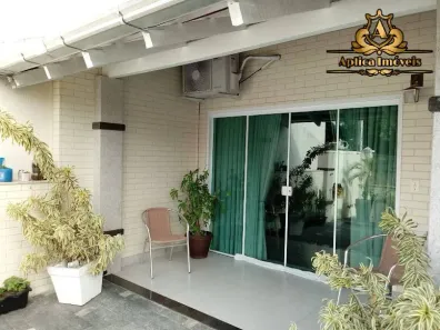 Casa com 4 Quartos à venda, 250m² no Centro, Navegantes