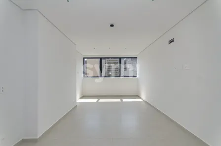 Sala Comercial para alugar, 28m² no Centro, Curitiba