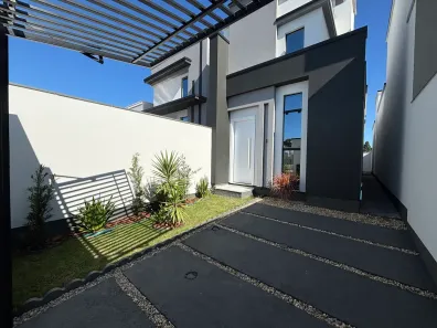 Casa com 2 Quartos à venda, 62m² no Centro, Tijucas