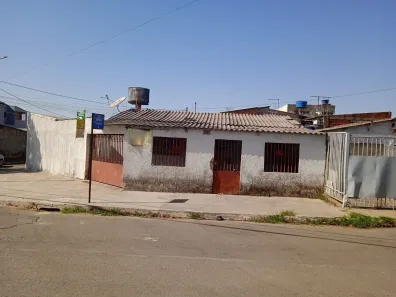 Casa com 3 Quartos para alugar, 120m² no Samambaia Sul, Brasília