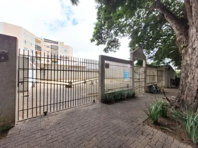 Lote/Terreno para alugar, 342m² no Zona 04, Maringá