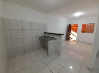 Apartamento com 2 Quartos para alugar, 70m² no Guajeru, Fortaleza