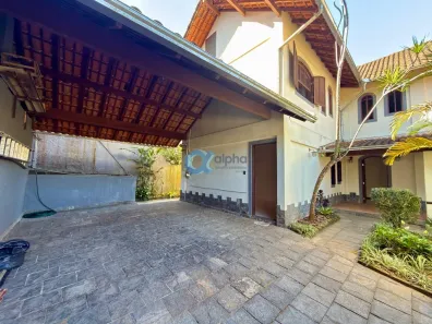 Casa com 4 Quartos para alugar, 450m² no Alto da Serra, Petrópolis