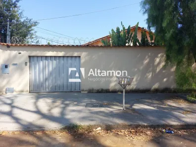 Casa com 3 Quartos para alugar, 244m² no Cidade Vera Cruz, Aparecida de Goiânia