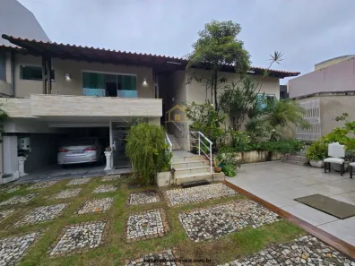 Casa com 4 Quartos à venda, 350m² no Camboinhas, Niterói