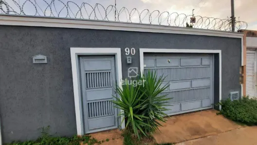 Casa com 3 Quartos para alugar, 70m² no Loteamento Novo Jaraguá, Montes Claros