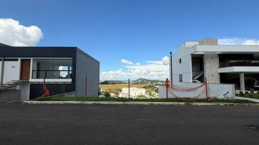 Lote/Terreno à venda, 622m² no Vina Del Mar, Juiz de Fora