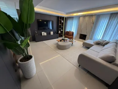 Casa com 4 Quartos à venda, 378m² no Barra, Balneário Camboriú