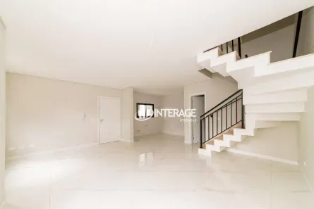 Sobrado com 3 Quartos à venda, 131m² no São Braz, Curitiba