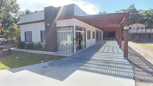 Casa com 3 Quartos à venda, 250m² no Praia da Barra, Garopaba