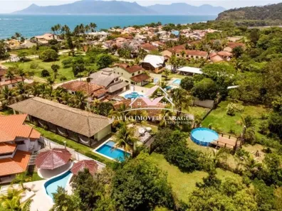 Casa com 5 Quartos à venda, 330m² no Capricórnio I, Caraguatatuba