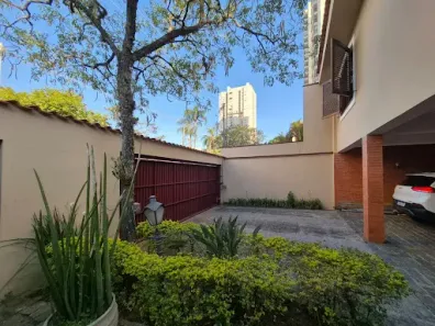 Casa com 4 Quartos à venda, 220m² no Jardim Brasil (Zona Sul), São Paulo