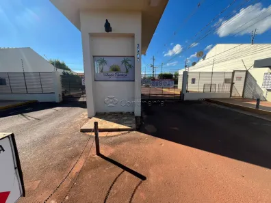 Casa de Condomínio com 2 Quartos para alugar, 50m² no Parque do Lago II, Dourados