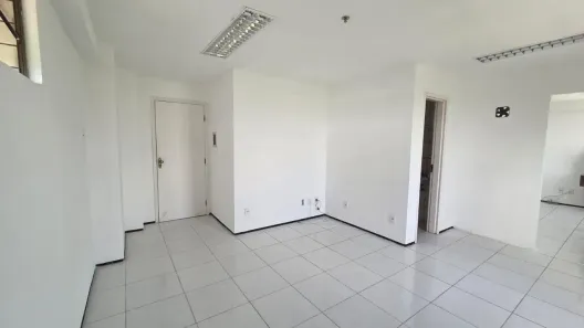 Sala Comercial para alugar, 42m² no Calhau, São Luís