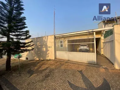 Casa com 3 Quartos à venda, 180m² no Parque São Quirino, Campinas
