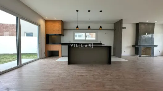 Casa de Condomínio com 3 Quartos à venda, 192m² no Laranjal, Pelotas