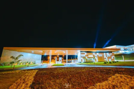 Lote/Terreno à venda, 439m² no Condomínio Residencial Vinhas Anápolis, Anápolis